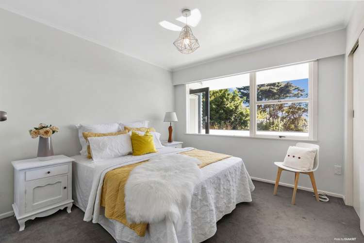 2/599 Glenfield Road Totara Vale_11