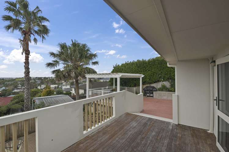 49 Kestrel Heights Arkles Bay_23