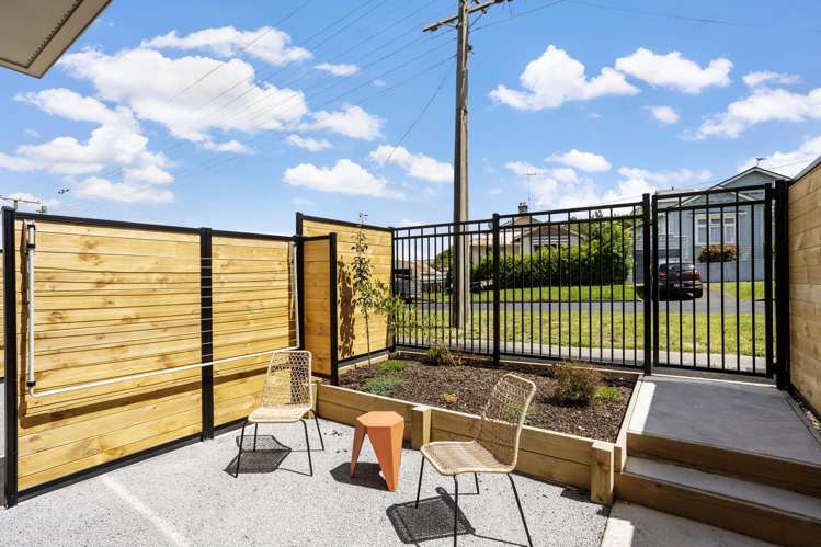 4/30 Dundonald Street Tainui_1