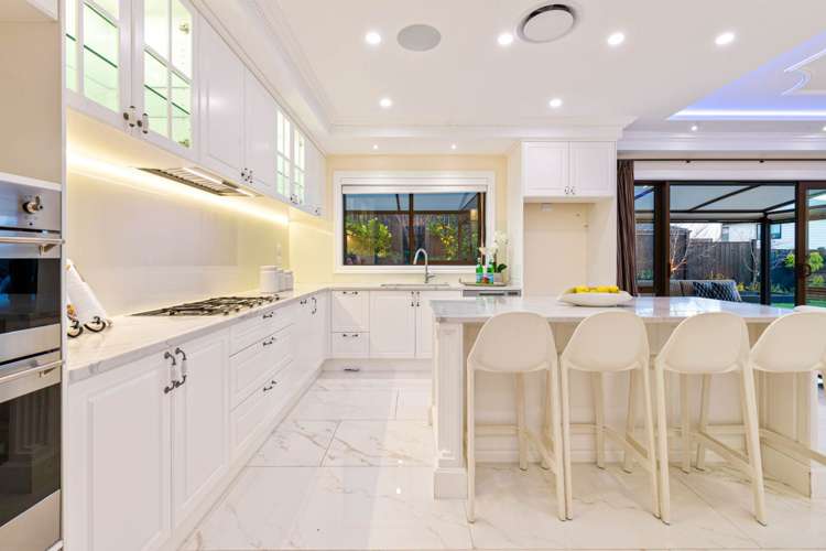 49 Matahae Drive Flat Bush_27