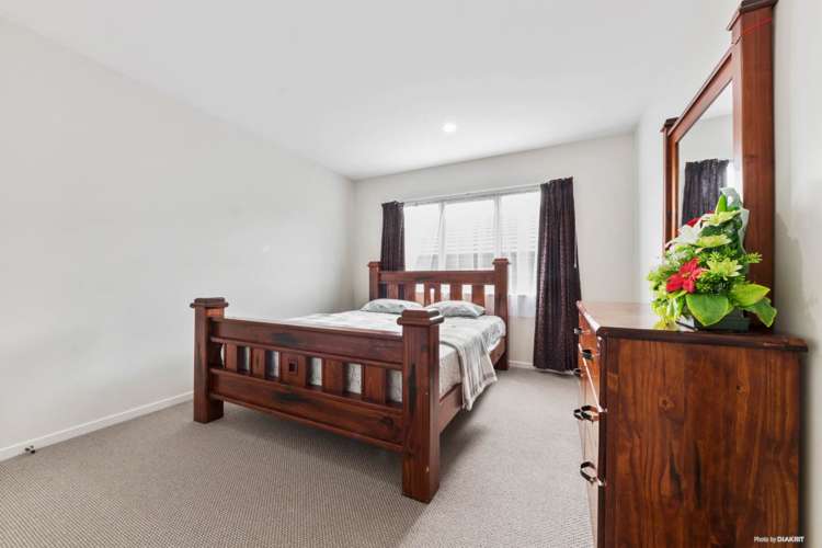 15 Shandon Street Flat Bush_17