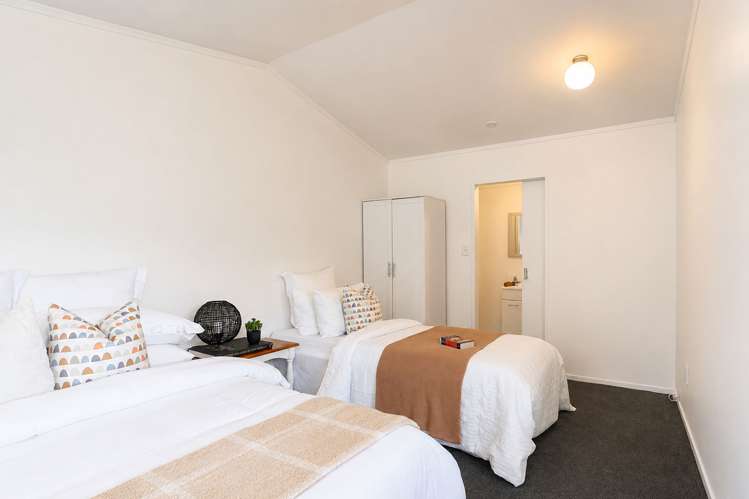 22 Mitcham Avenue Forest Lake_16