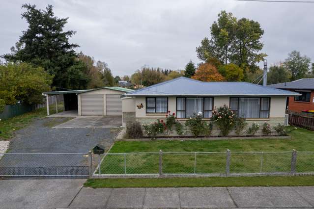 Super Garaging - Lovely Home