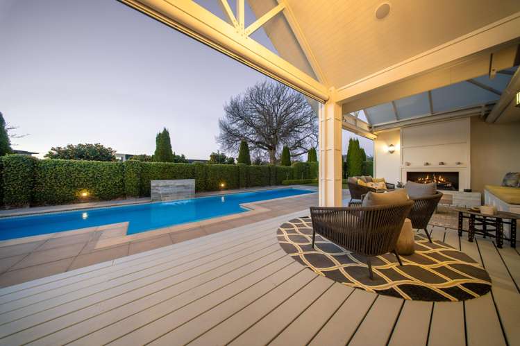 14 Tall Oaks Way Bethlehem_17