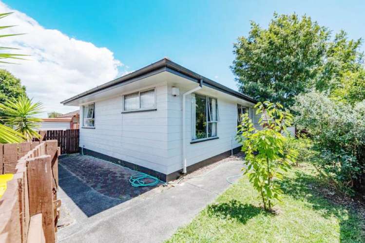 1/11 Tomintoul Place Highland Park_19