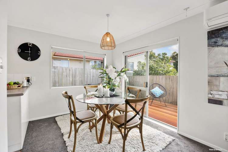 48 Bodi Place Te Atatu South_17