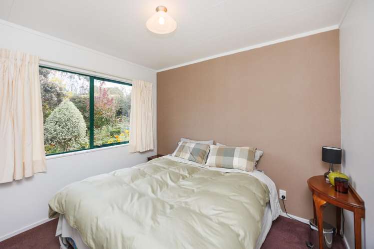 1233 Makino Road Halcombe_10