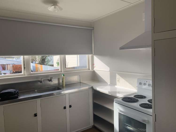 2 Chambers Crescent 2124_1