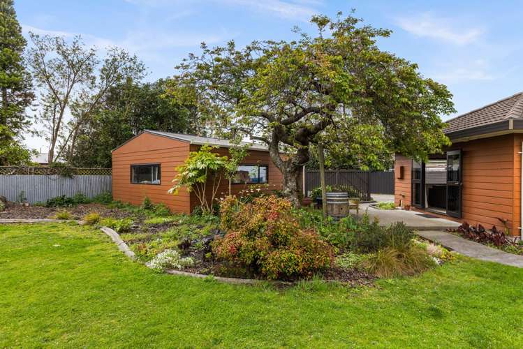 1311 Caroline Road Mayfair_12