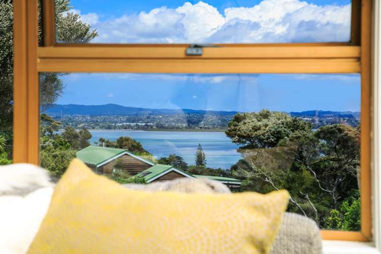 7 Pluto Place Beach Haven_23