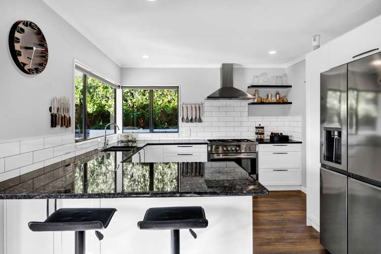 84 Dorset Avenue Lynmouth_3