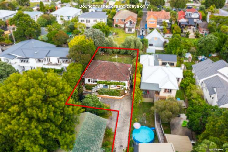 12 Handley Avenue Narrow Neck_14