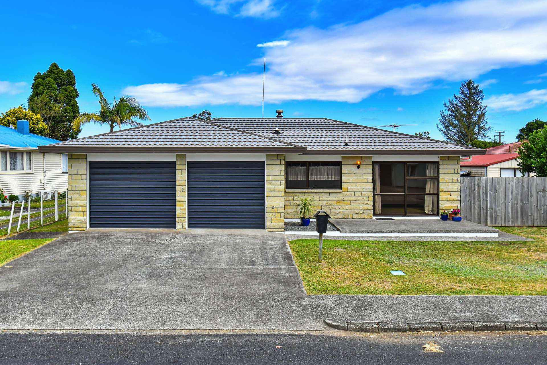 2/123 Old Wairoa Road Papakura_0