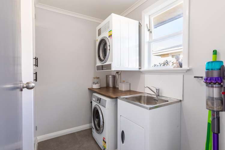 44 High Street Eketahuna_10