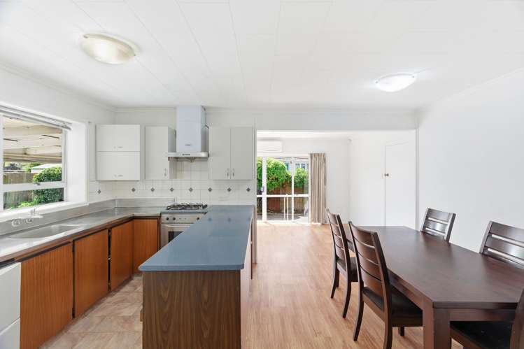 8 Nyoli Street Northcote_7