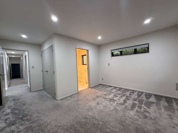 21 Bangla Place Massey_14