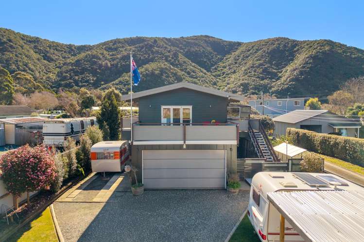 14 Beach Road Waikawa_25