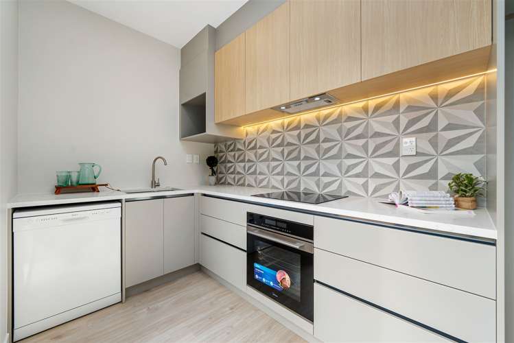 15 Morus Road Massey_7