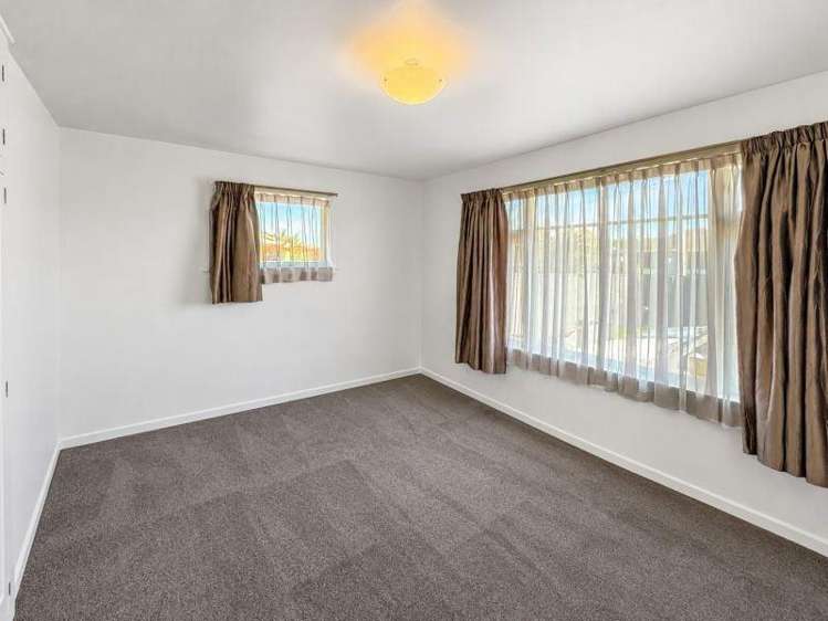 48 Bournemouth Cr Aranui_5