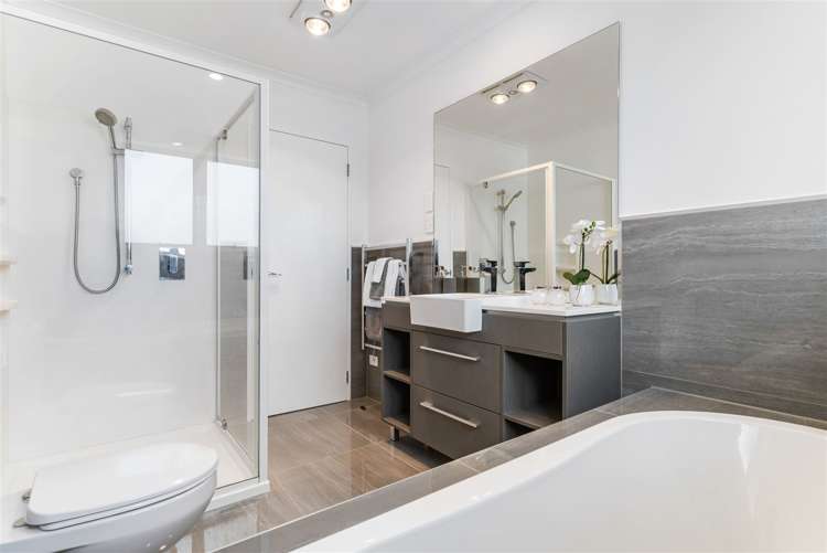 107 Mackay Drive Greenhithe_11