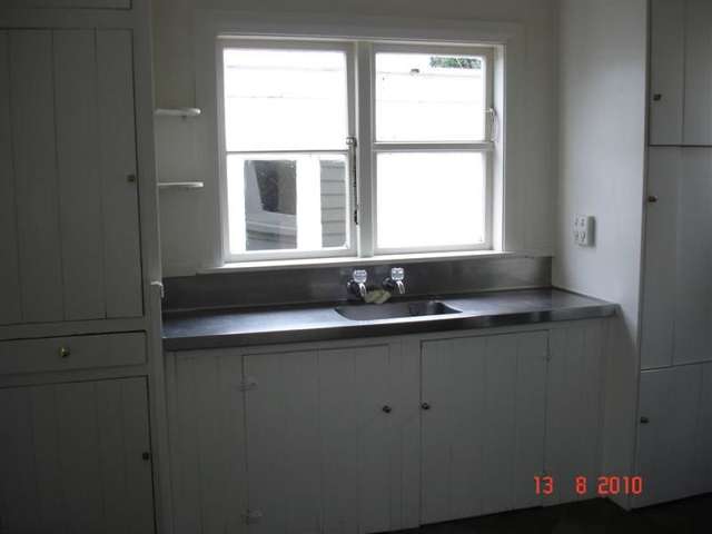 47 Holland Crescent Bulls_3