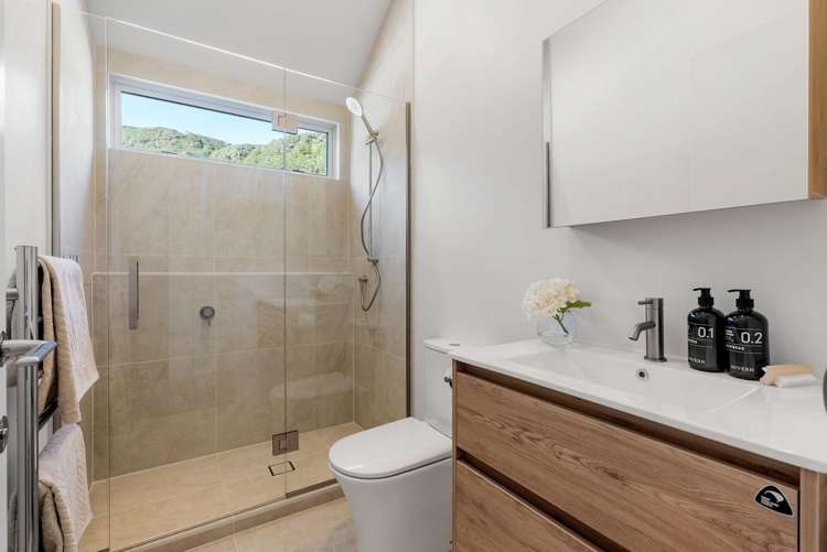 15A Puriri Street Eastbourne_12