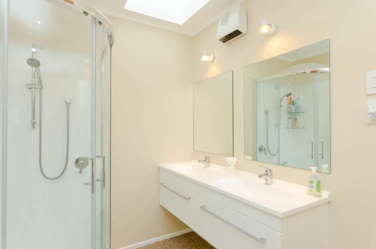 62 Reading Street Greytown_17