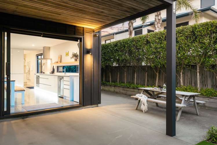 221 Omaha Drive Omaha_14