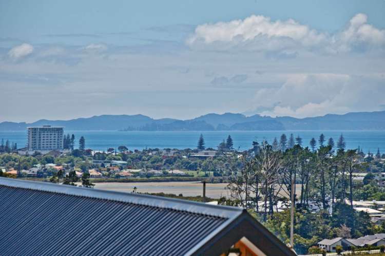 51 Cilliers Drive Silverdale_14