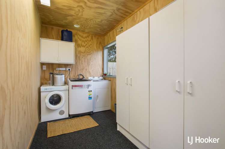 13 Waione Avenue Athenree_21