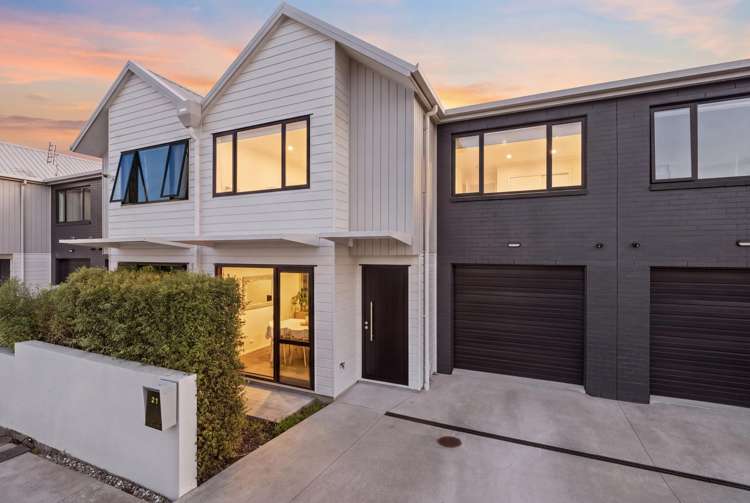 21 Seafarer Crescent_0