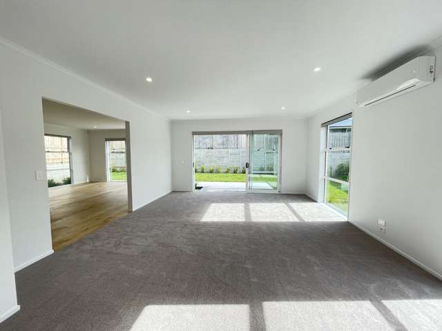 24 Onekura Street Red Beach_1