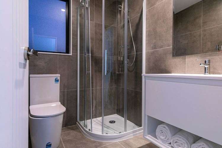 1 Wallis Lane Orewa_10