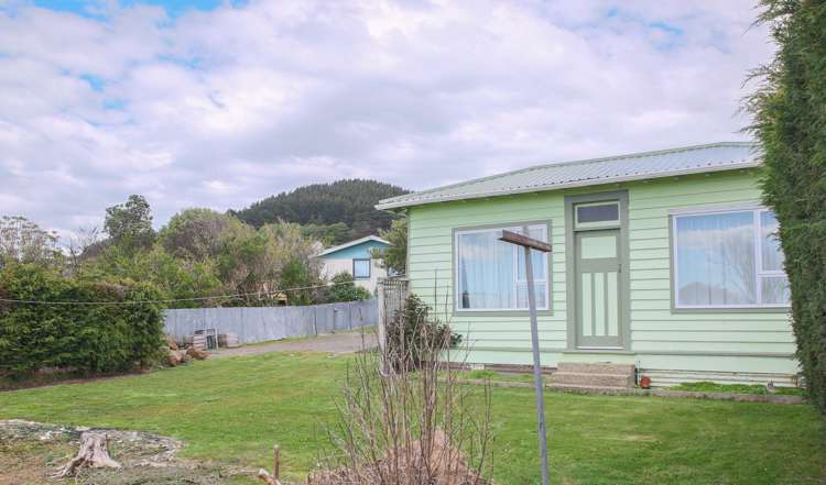 17 Foyle Street Bluff_14