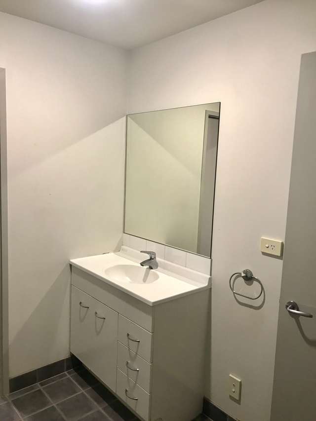 2d/21 Saint Jude Street Avondale_3