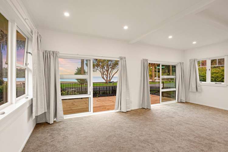 2 Western Road Laingholm_8