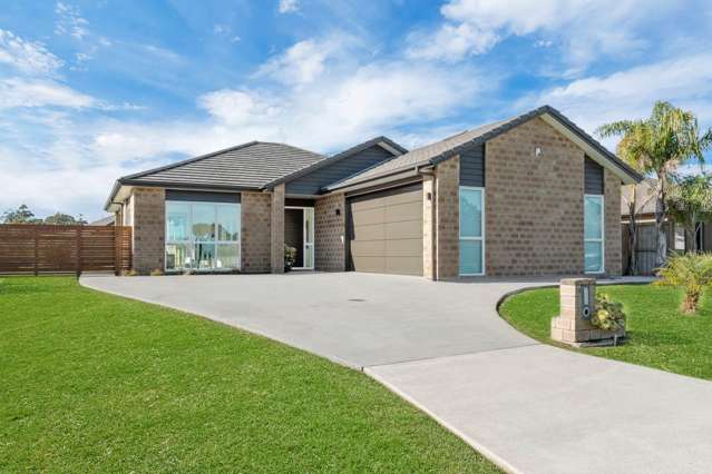 Tranquil Riverside Living in Sought-After Waiuku