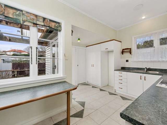 24 Plunket Terrace Hamilton East_4