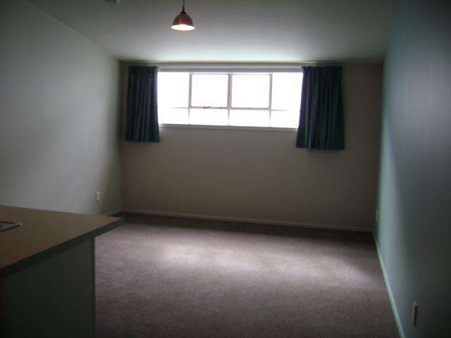 302/11 Blair Street 2185_2