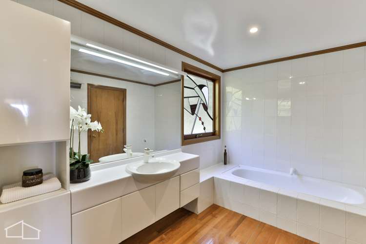 215 Konini Road Titirangi_16