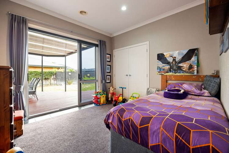 13 Palliser Drive Huntington_16