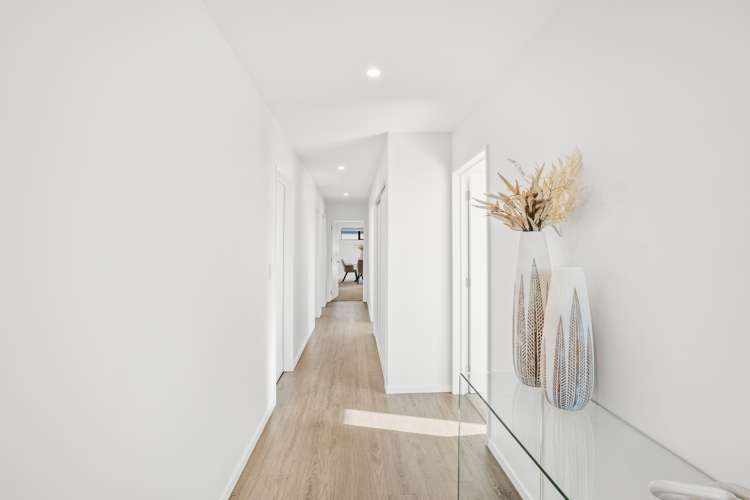 5 Romney Drive Belfast_9