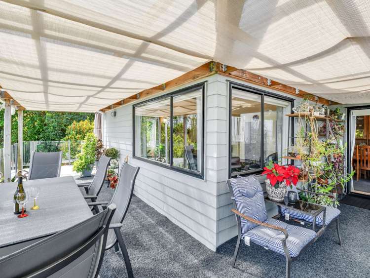 11 North Way Titirangi_31