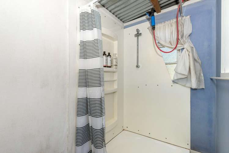 6 Hale Street Tolaga Bay_10