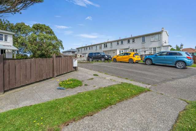 17/23 Lithgow Place Glengarry_2