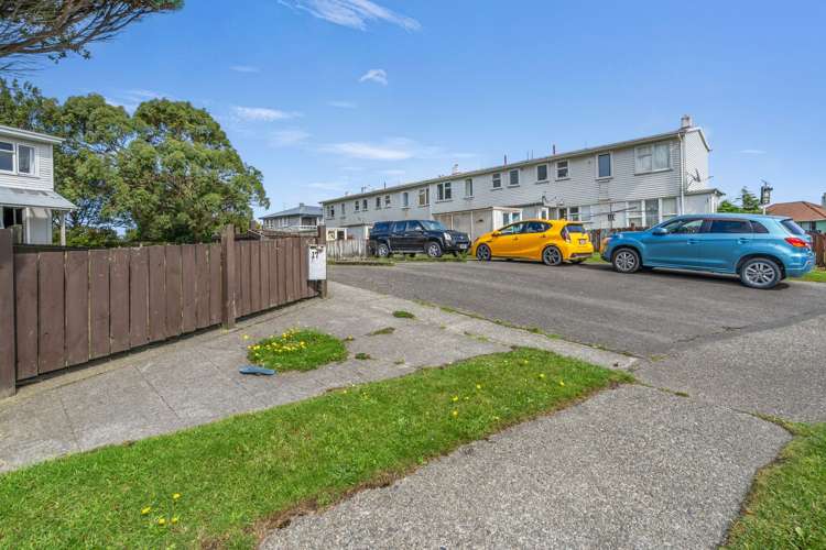 17/23 Lithgow Place Glengarry_1