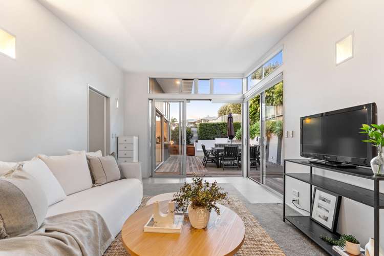 16 North West Anchorage Omaha_12