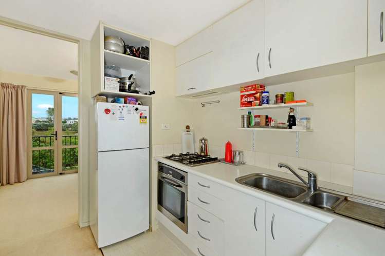 3/45 Byron Avenue Takapuna_6