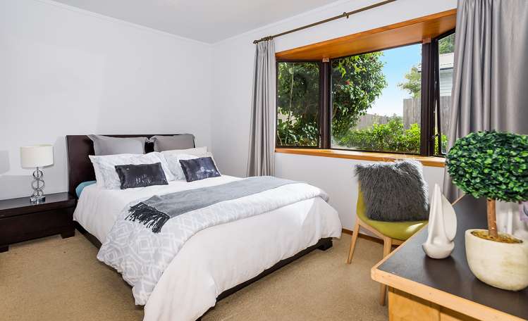 2/17 Pupuke Road Birkenhead_10