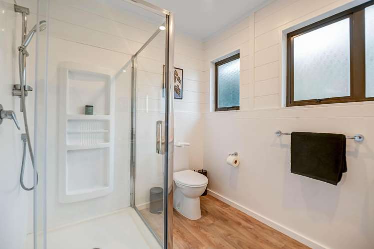 18 Hinemoa Place Snells Beach_11